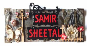 Nameplate (open)